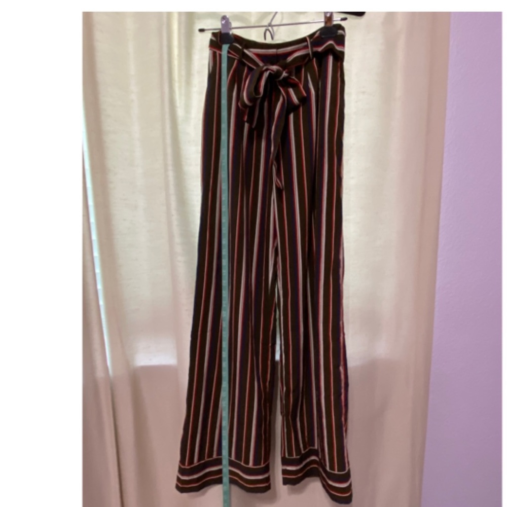 Cute wide leg striped pant